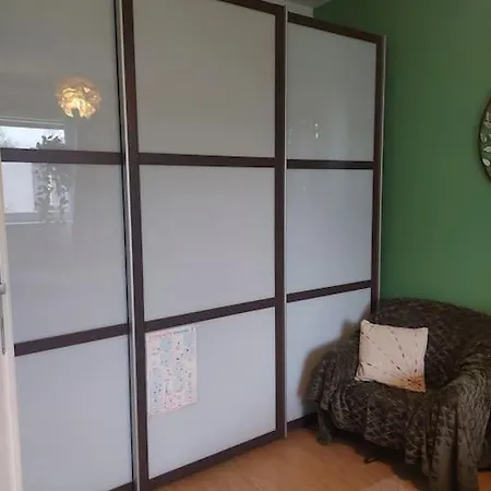 Schoene Helle Mit Whirlpoolbadewanne Apartament *