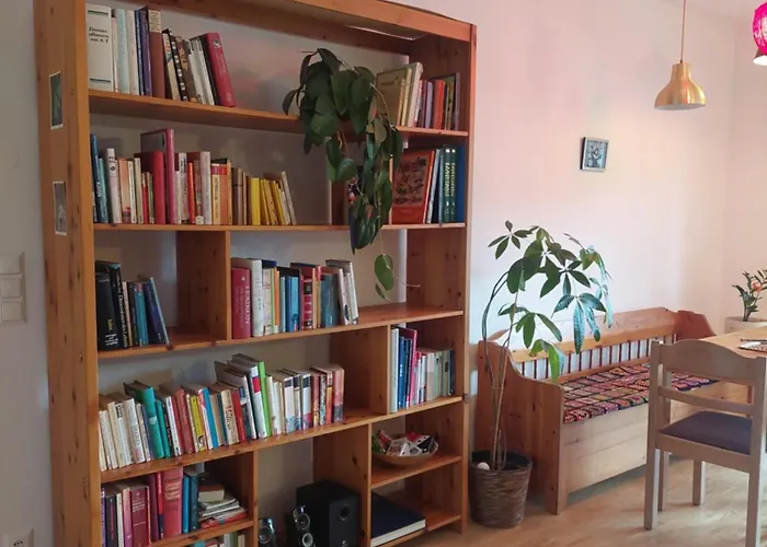 Schoene Helle Mit Whirlpoolbadewanne Graz